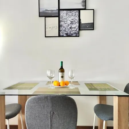 Apartment Sunny In Center Of ! Marbella