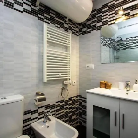 Apartament Sunny In Center Of !